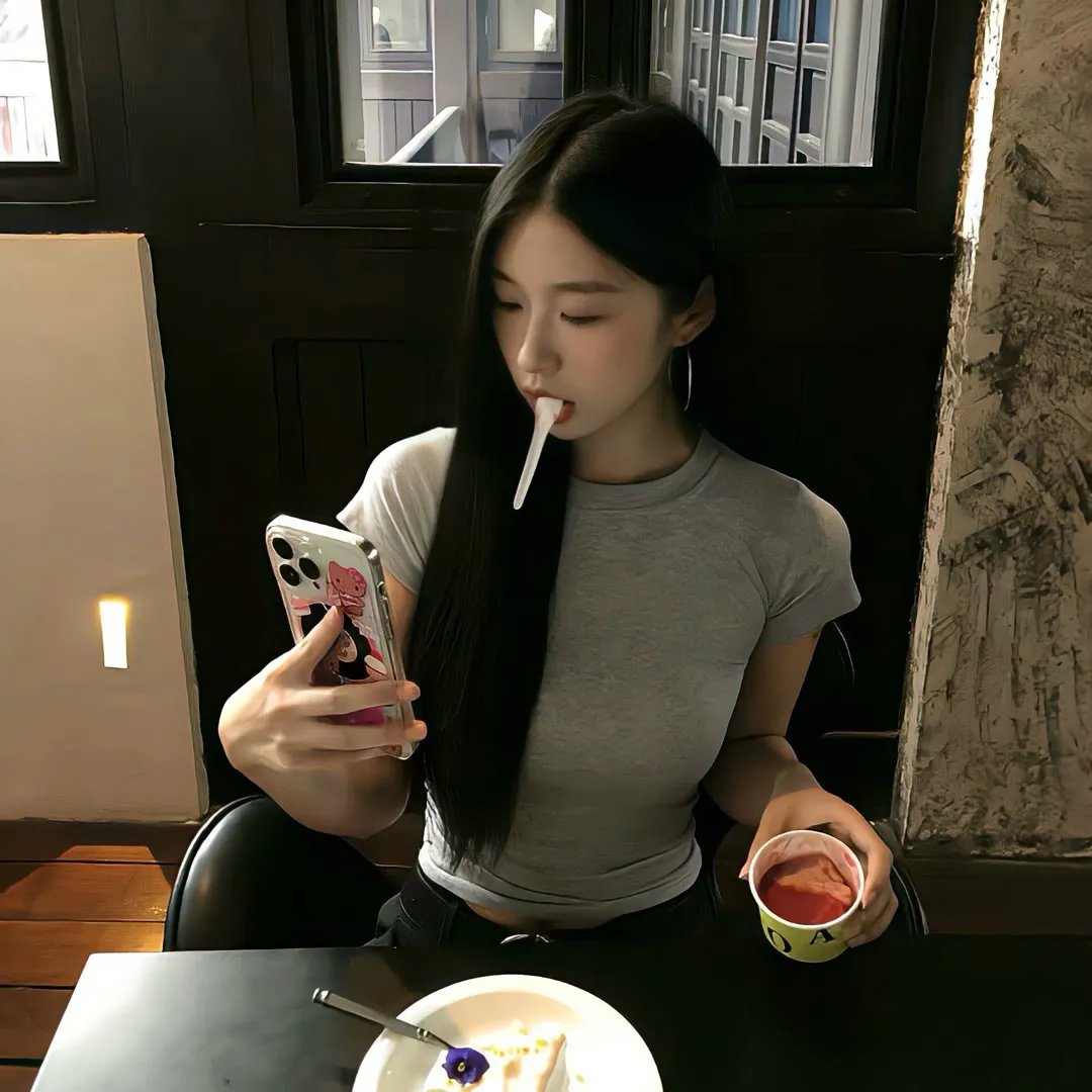 在你身边笑对明天